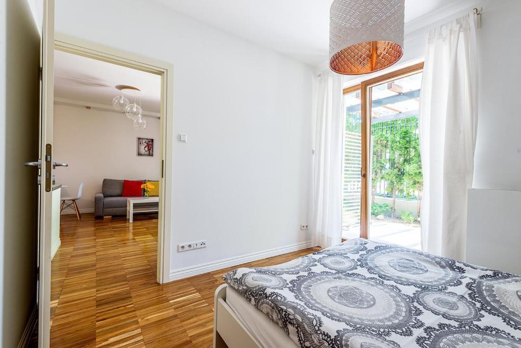Apartment Powisle With Garage وارسو المظهر الخارجي الصورة